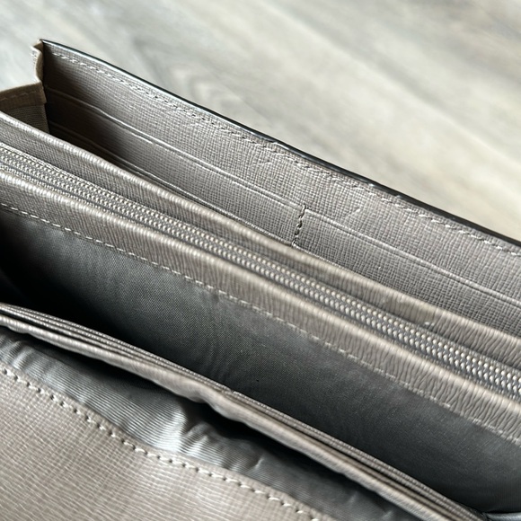 2 for $29 | Furla Long Wallet Genuine Leather | Previously Loved - Picture 8 of 13